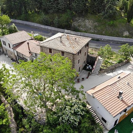 Вілла Agriturismo Il Noceto Ассізі Екстер'єр фото