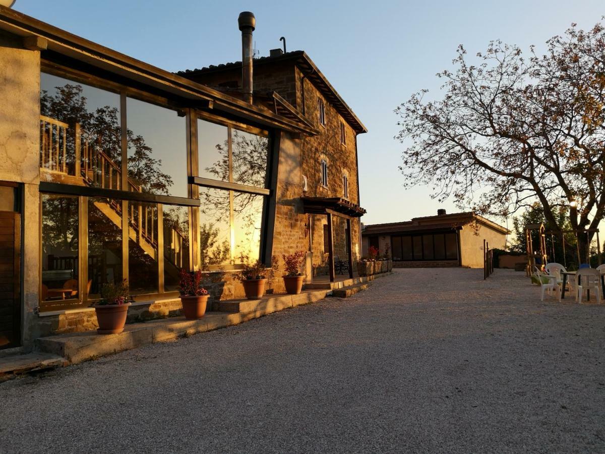 Вілла Agriturismo Il Noceto Ассізі Екстер'єр фото