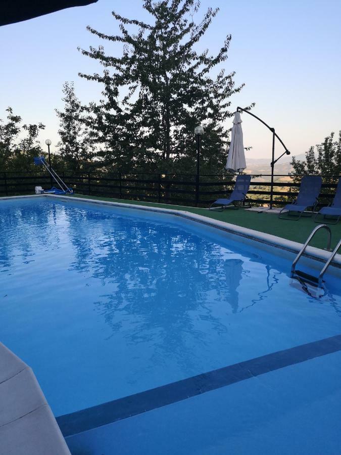 Вілла Agriturismo Il Noceto Ассізі Екстер'єр фото